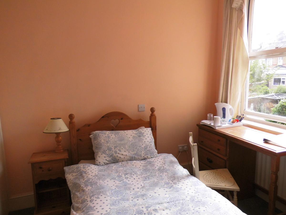 Greystones Bed And Breakfast Рочестър Екстериор снимка